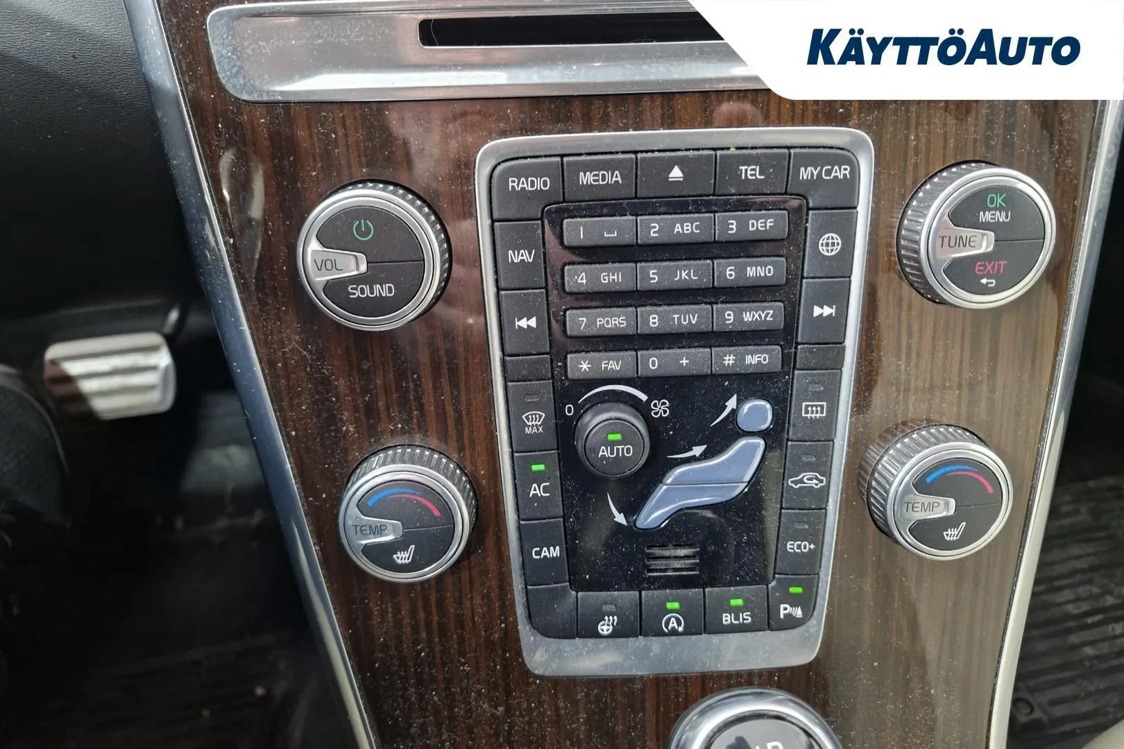 Volvo XC60 IMX-916 carousel image