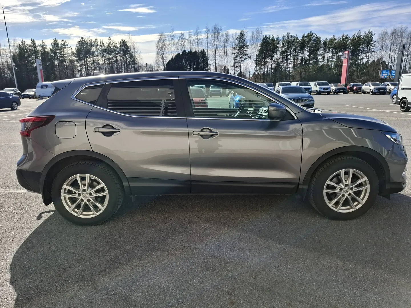 Nissan Qashqai BVA-678 carousel image