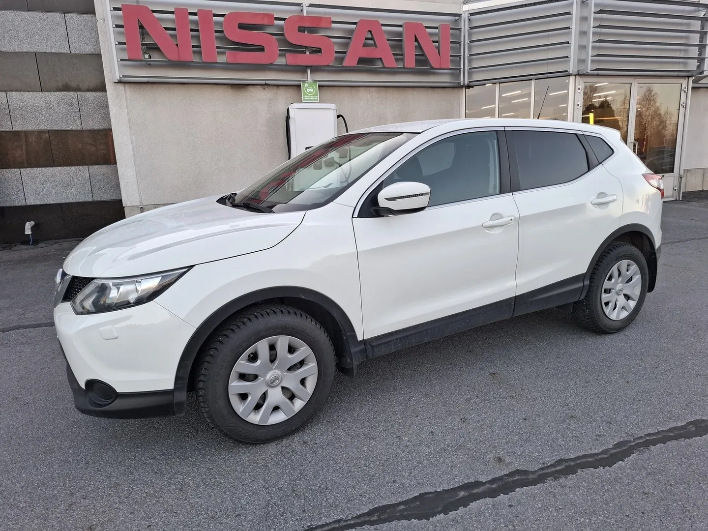 Nissan Qashqai GLT-481 carousel image