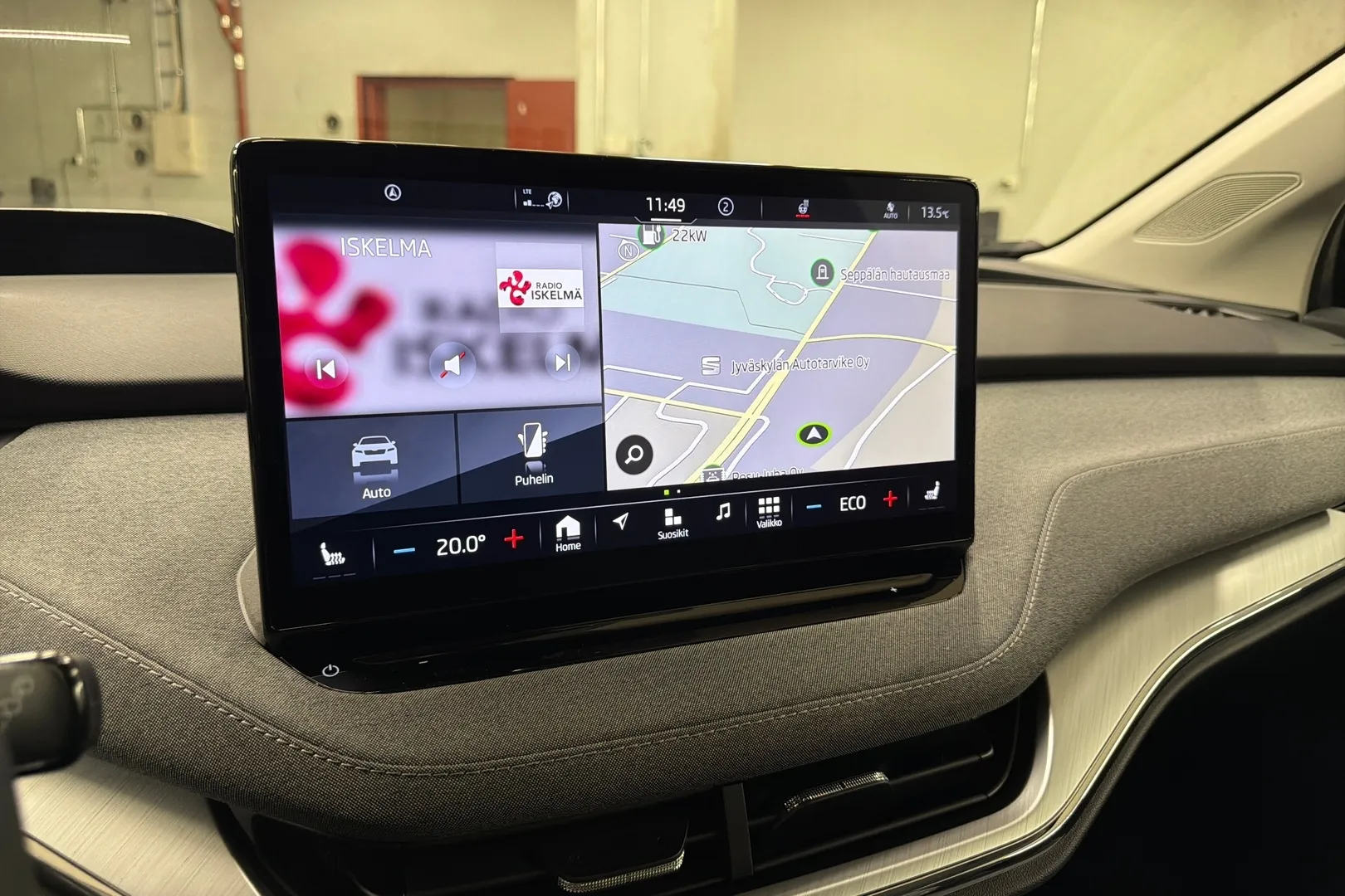 Skoda Enyaq ZPX-800 carousel image