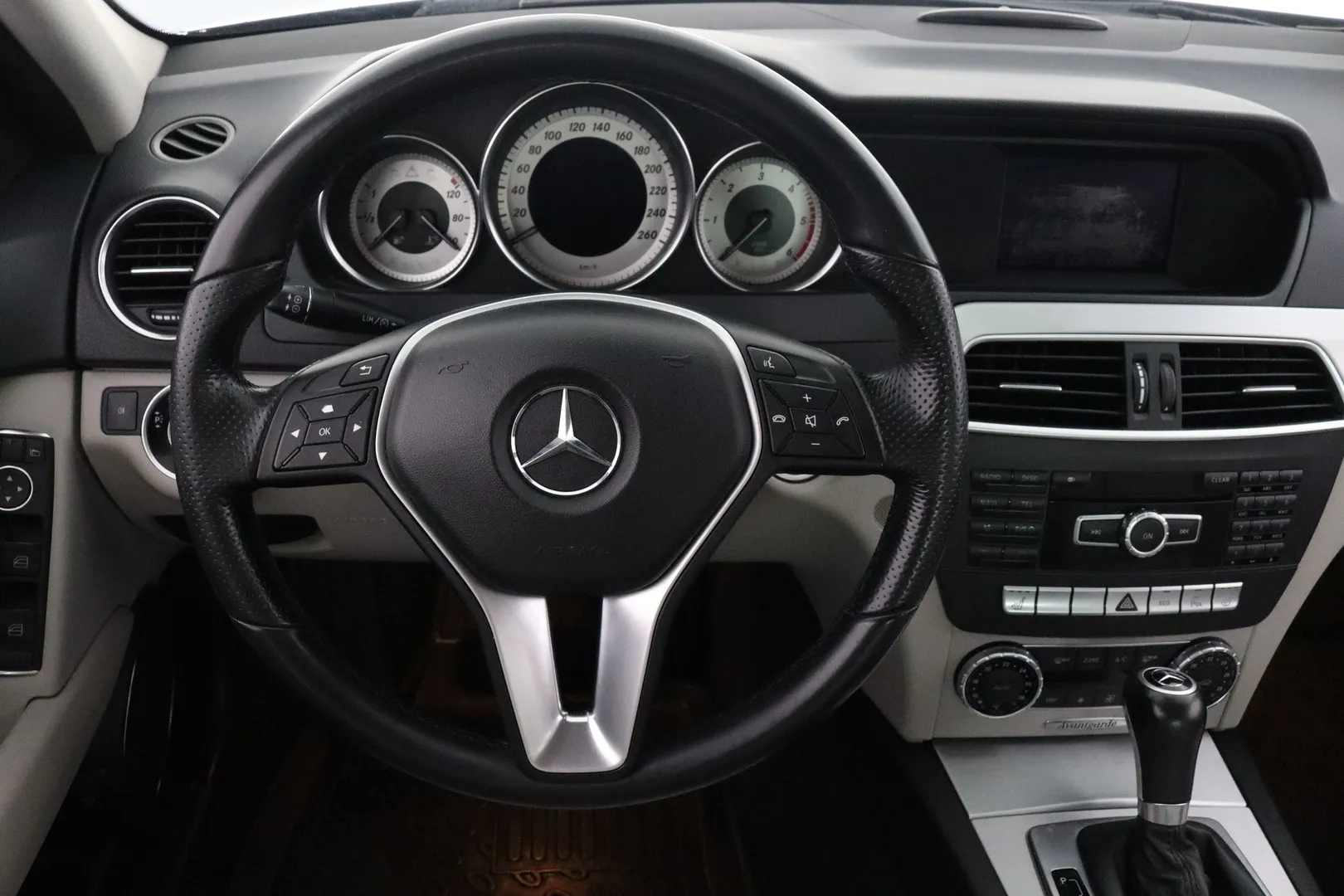 Mercedes-Benz C BSB-556 carousel image