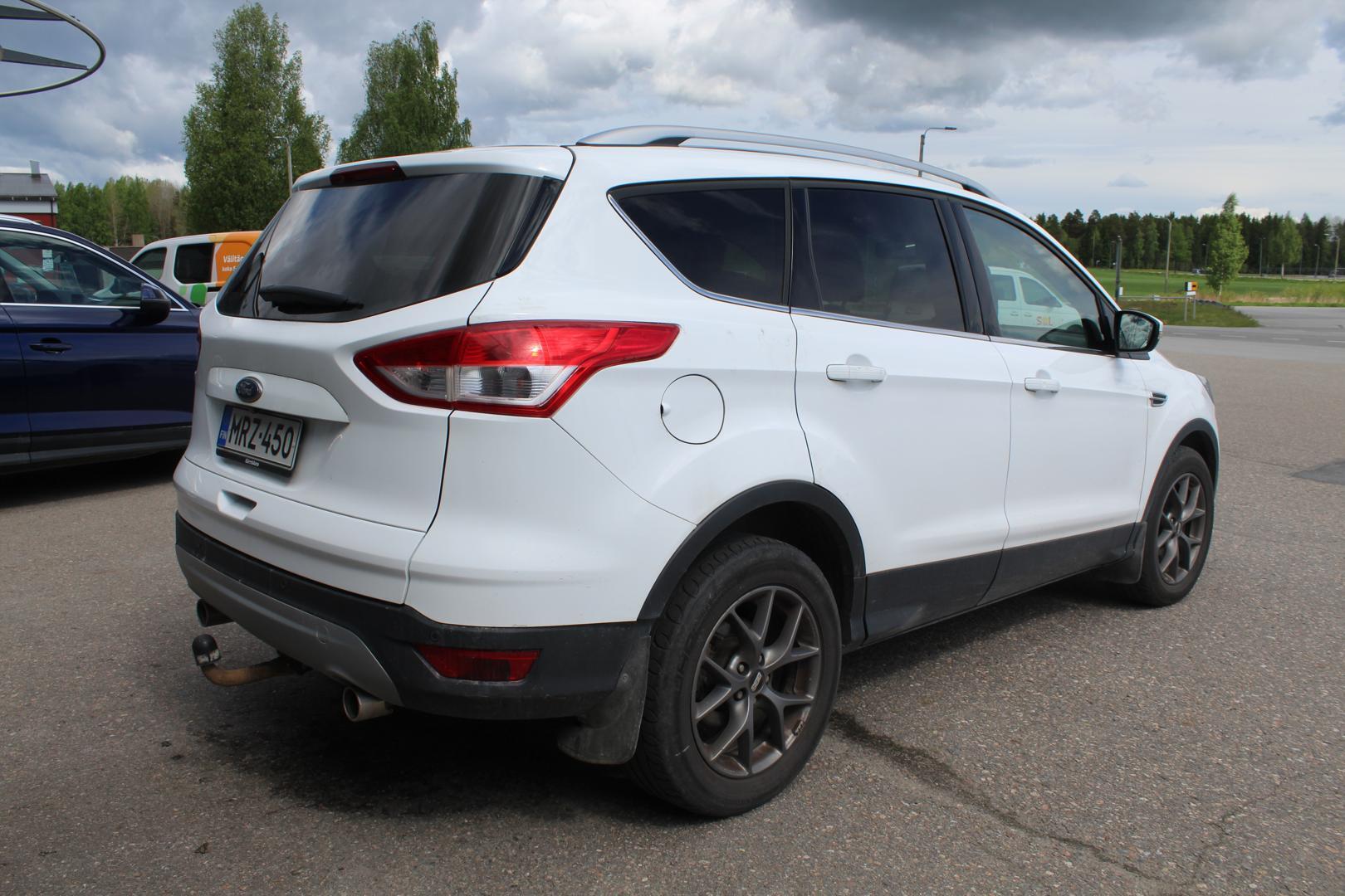 Ford Kuga 2016, kuva 3/6