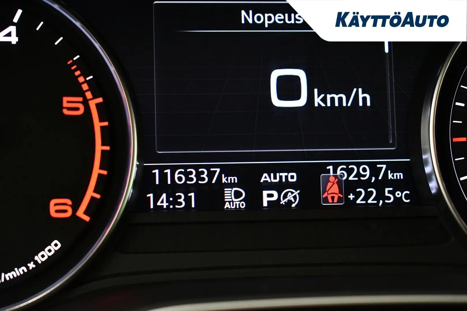 Audi Q5 YKH-826 carousel image