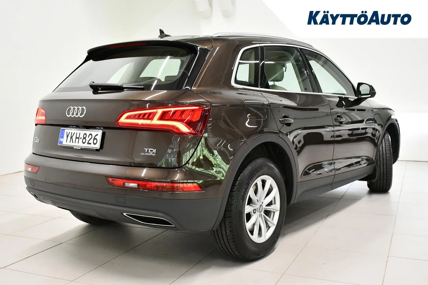 Audi Q5 YKH-826 carousel image