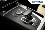 Audi Q5 YKH-826 carousel thumbs