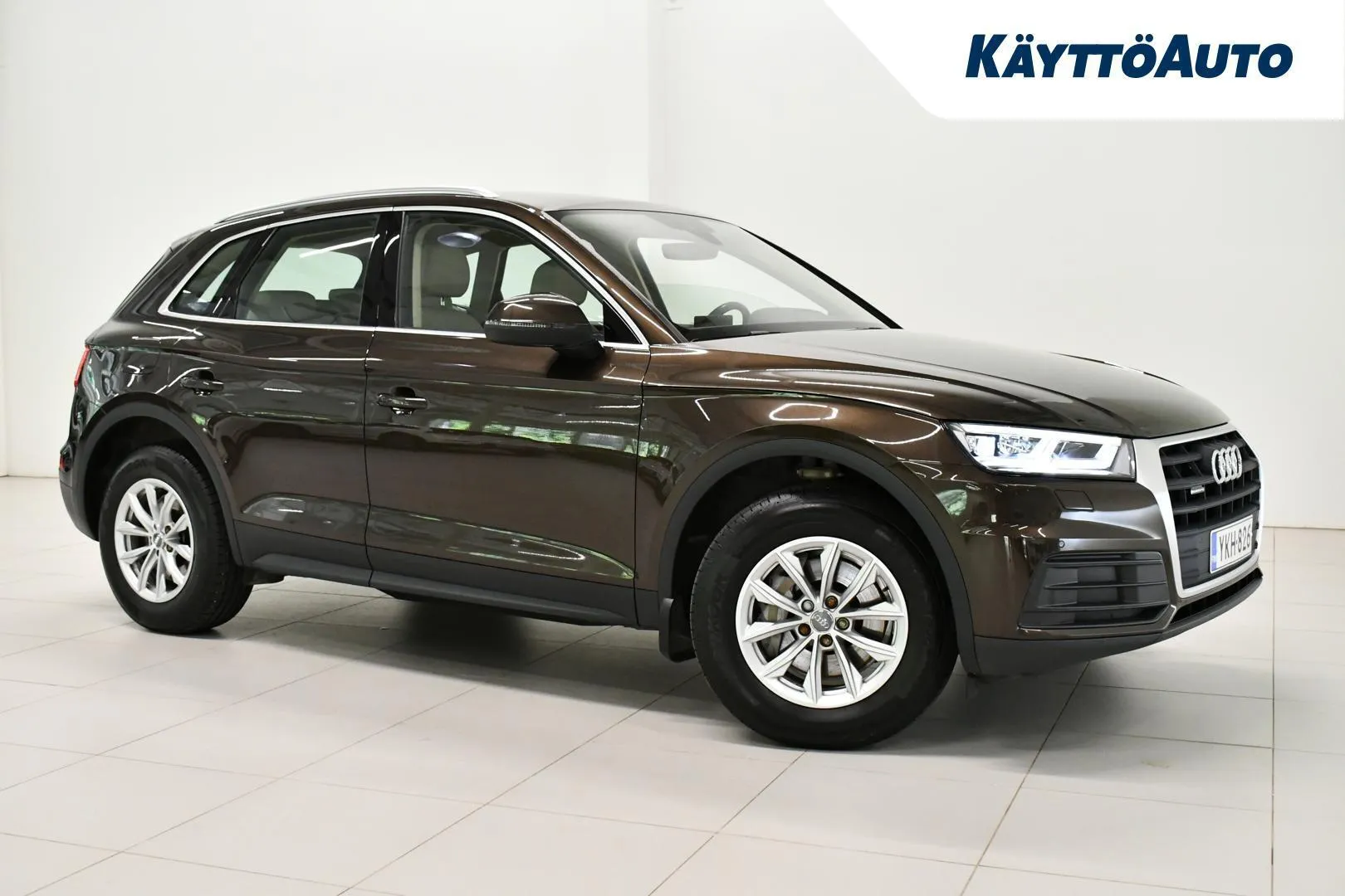 Audi Q5 YKH-826 carousel image