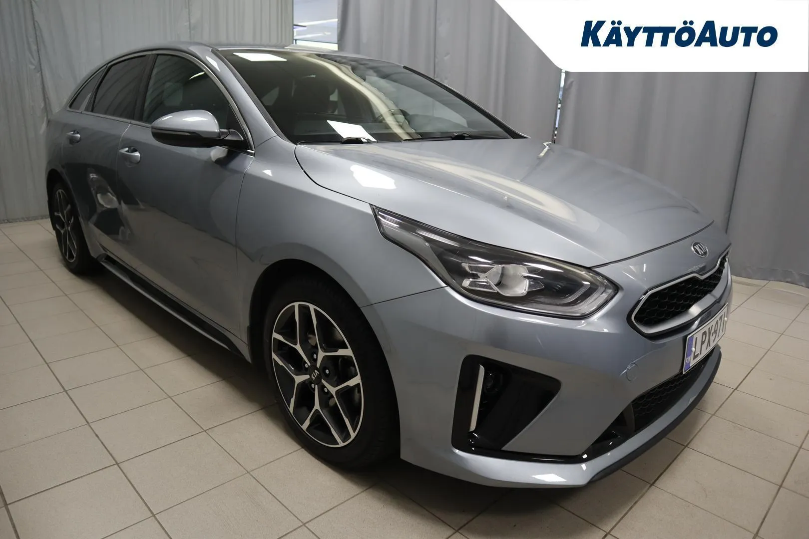 Kia ProCeed LPX-971 carousel image