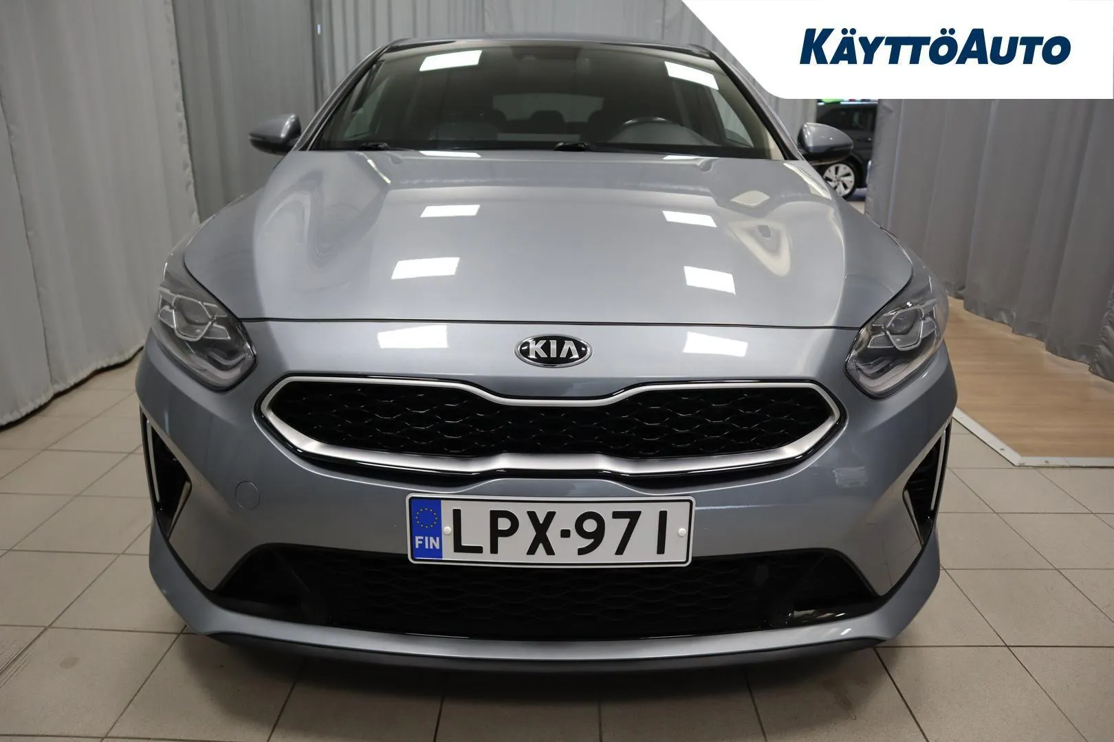 Kia ProCeed LPX-971 carousel image