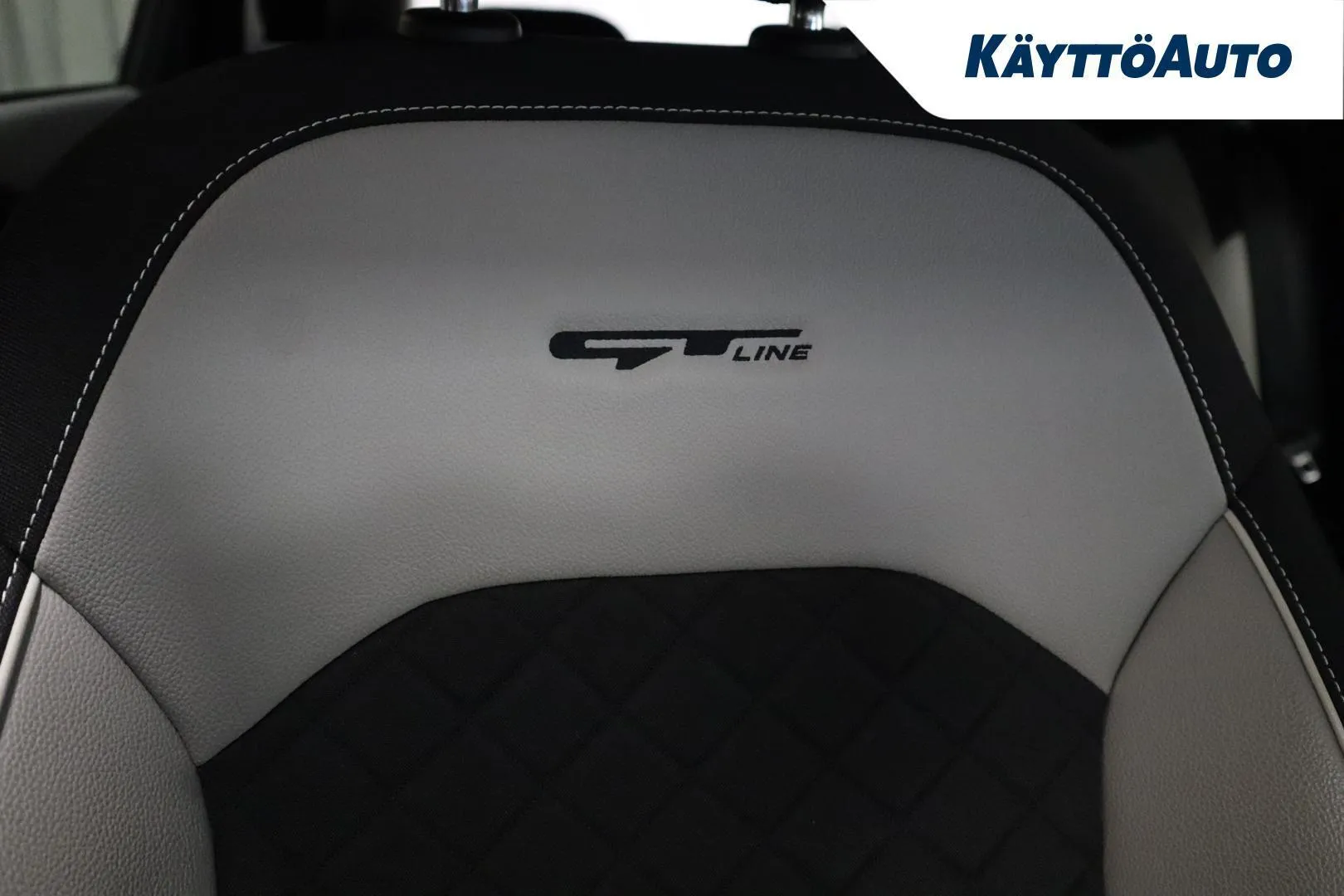 Kia ProCeed LPX-971 carousel image