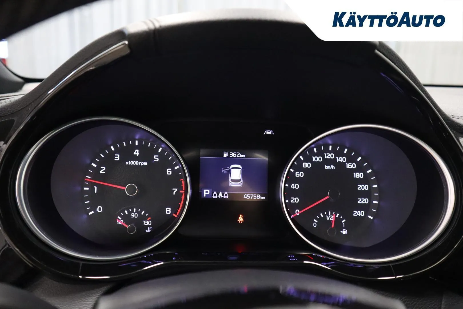 Kia ProCeed LPX-971 carousel image