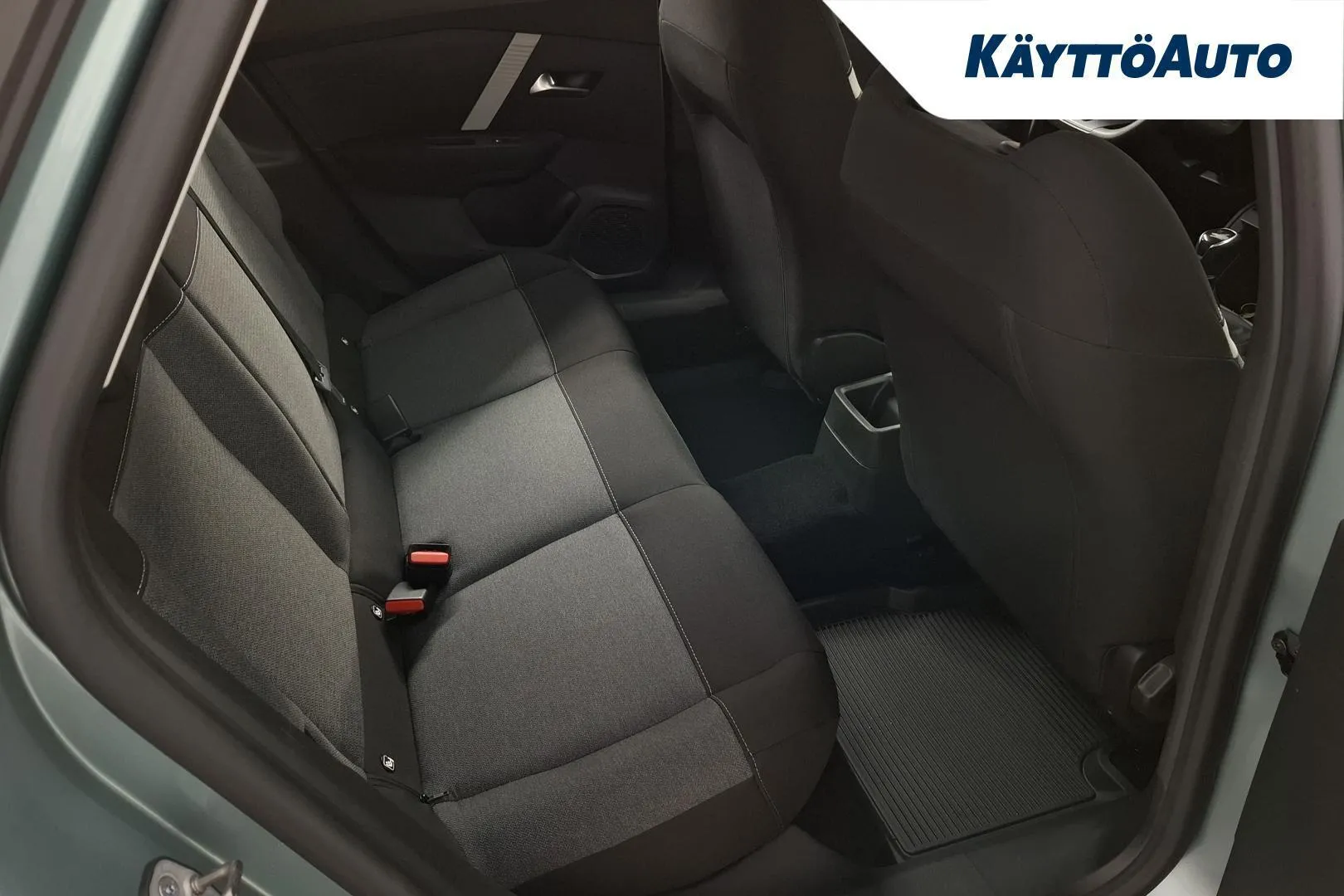 Citroen C4 RUU-211 carousel image