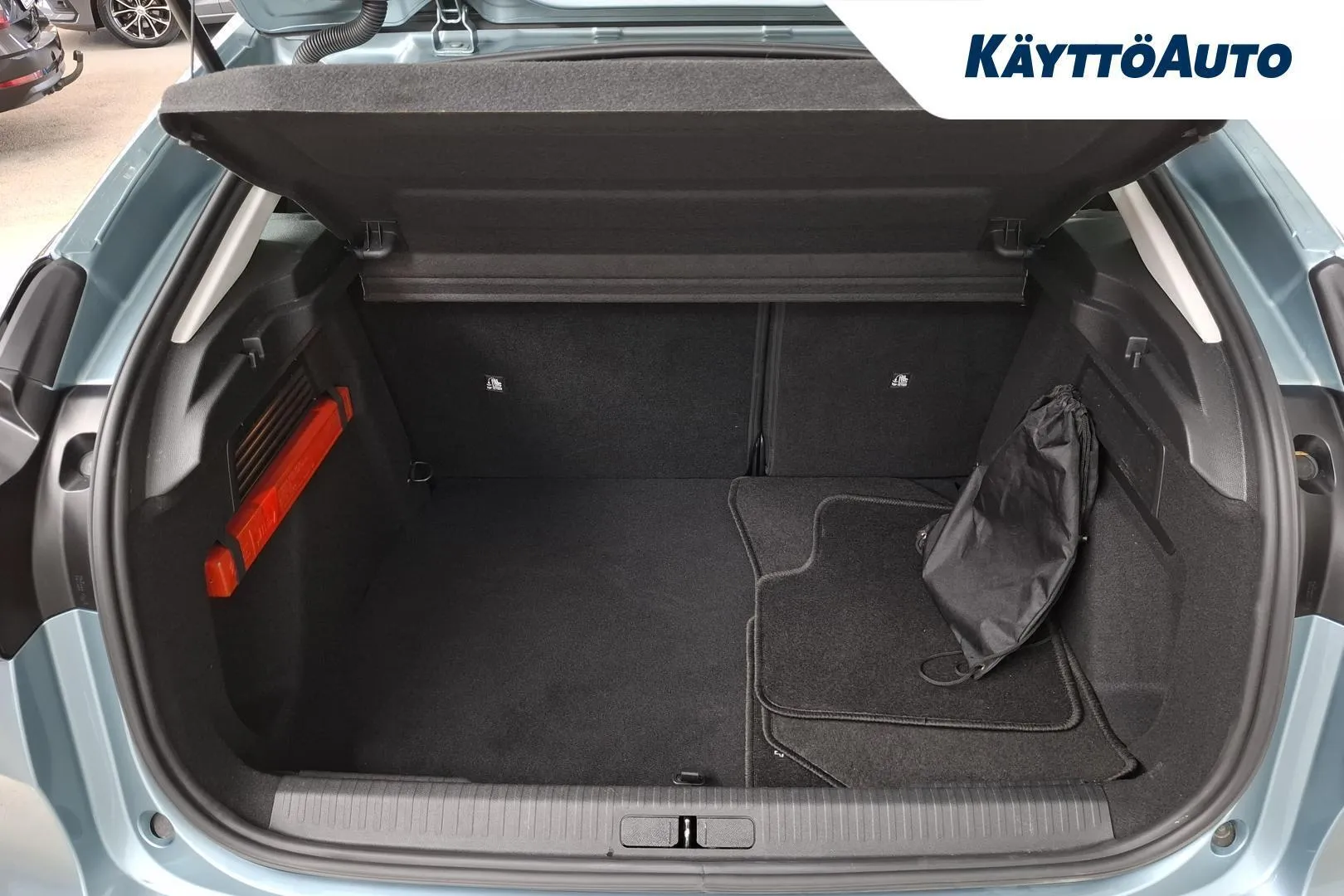 Citroen C4 RUU-211 carousel image