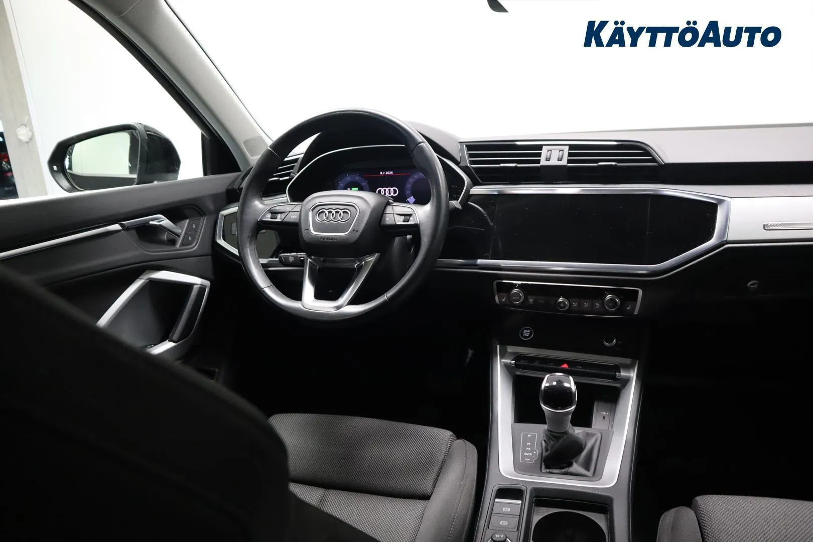 Audi Q3 MZG-925 carousel image