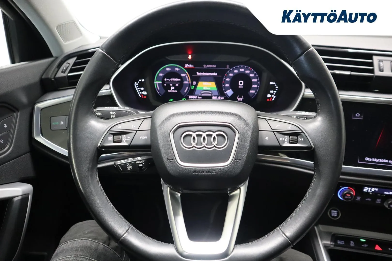Audi Q3 MZG-925 carousel image