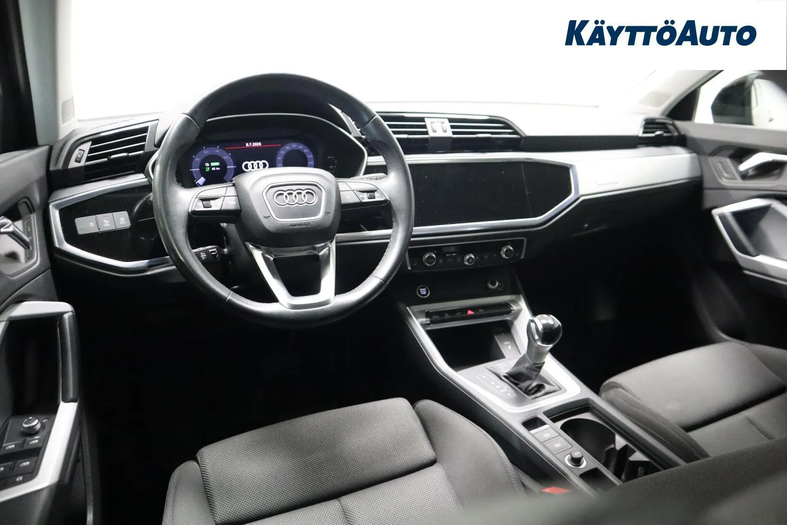 Audi Q3 MZG-925 carousel image