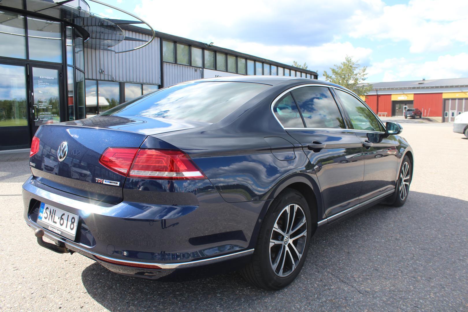 Volkswagen Passat 2015, kuva 4/10