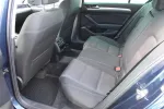 Volkswagen Passat SNL-618 carousel thumbs