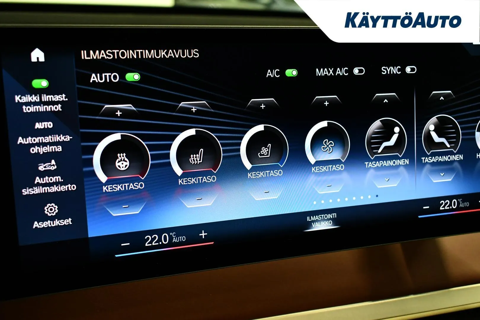 BMW iX YLU-631 carousel image