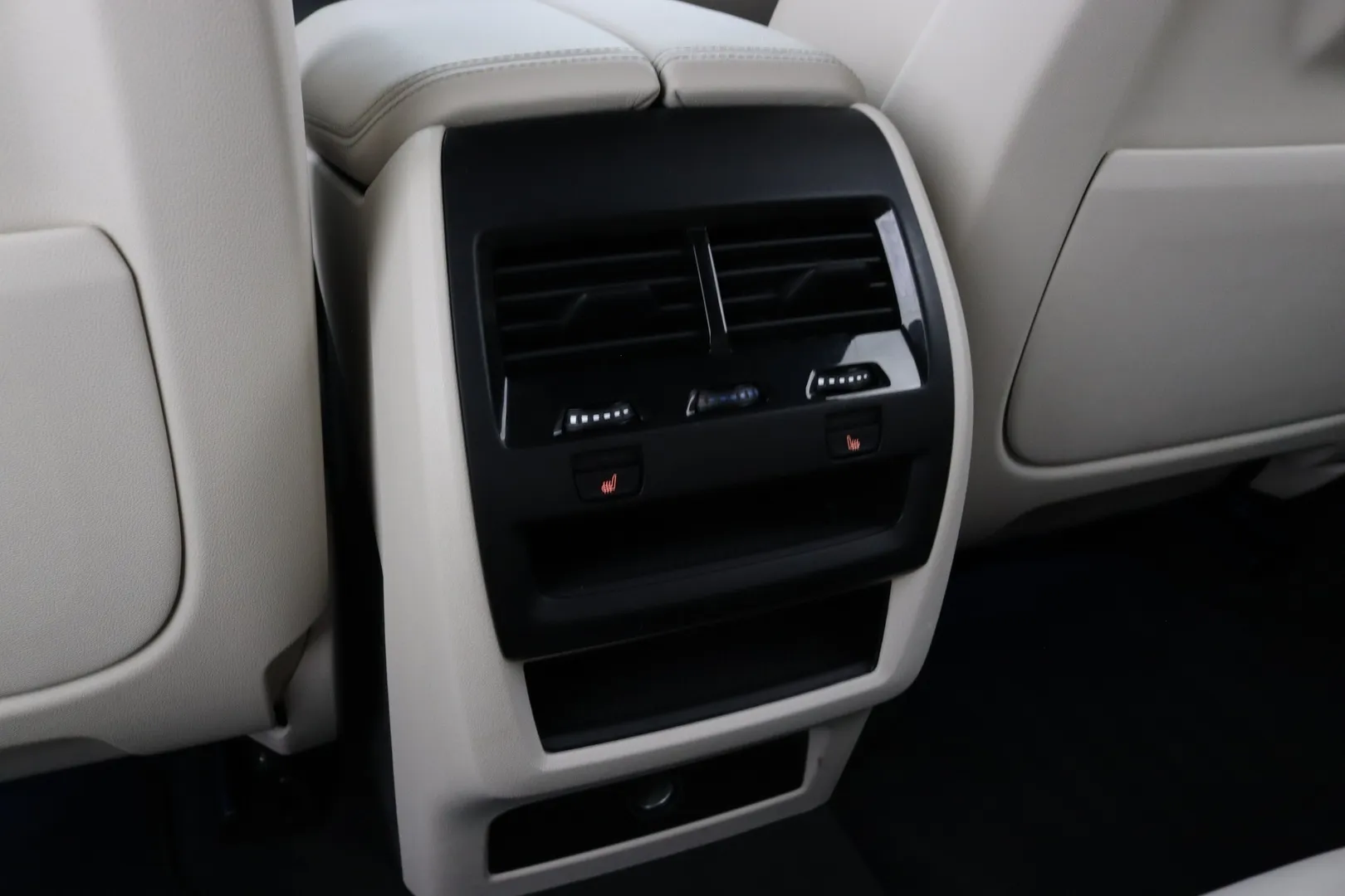 BMW X5 IPX-503 carousel image