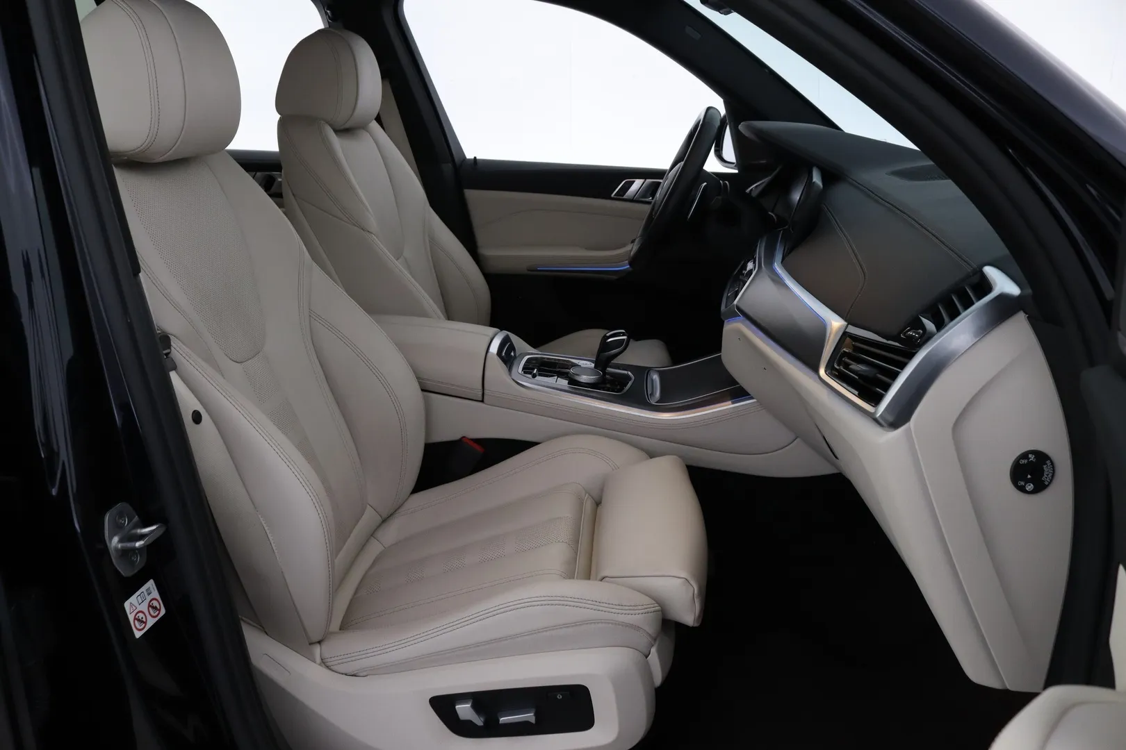 BMW X5 IPX-503 carousel image