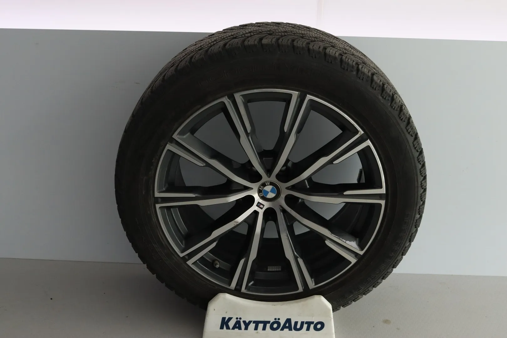 BMW X5 IPX-503 carousel image
