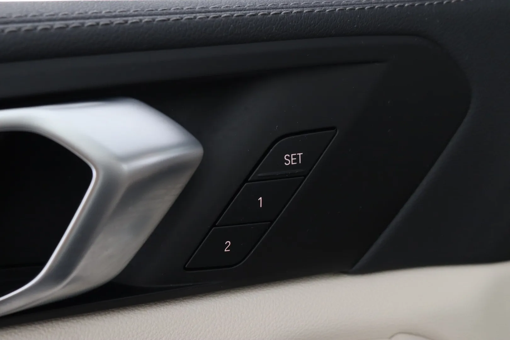 BMW X5 IPX-503 carousel image