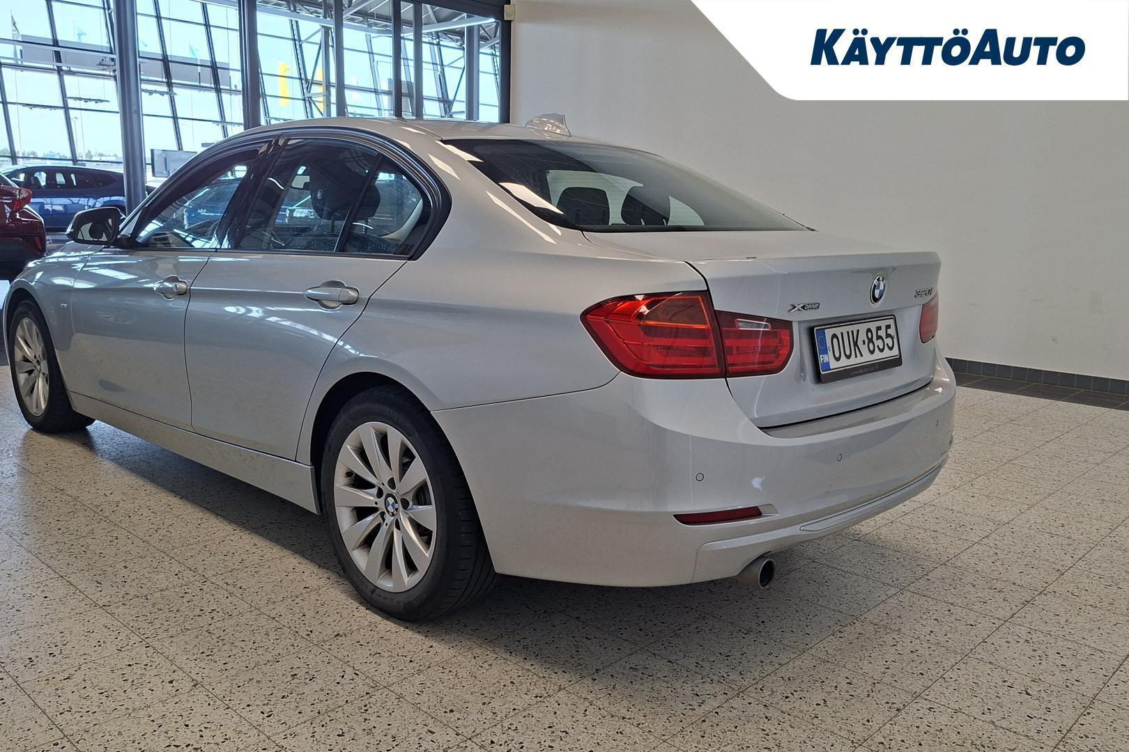 BMW 320 2014, photo 4/10