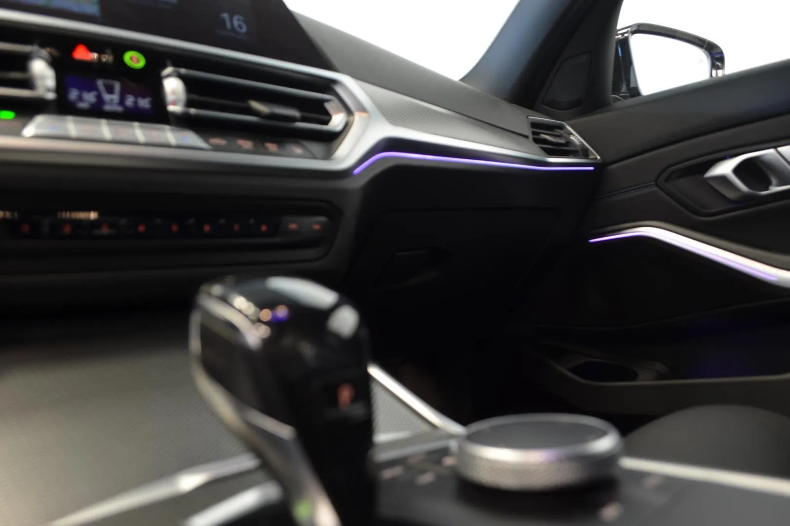 BMW 330 FPX-579 carousel image