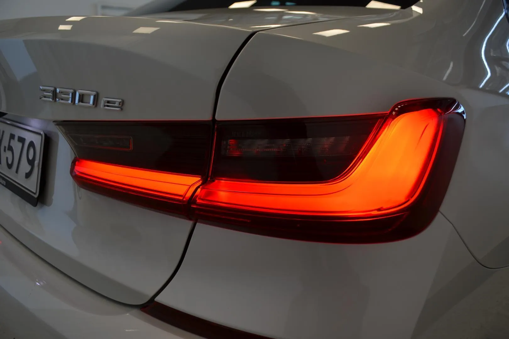 BMW 330 FPX-579 carousel image