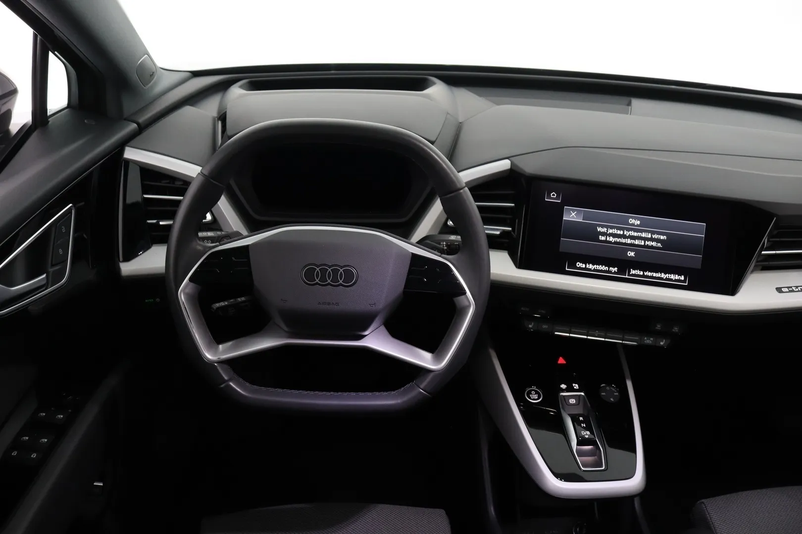 Audi Q4 e-tron MVJ-910 carousel image