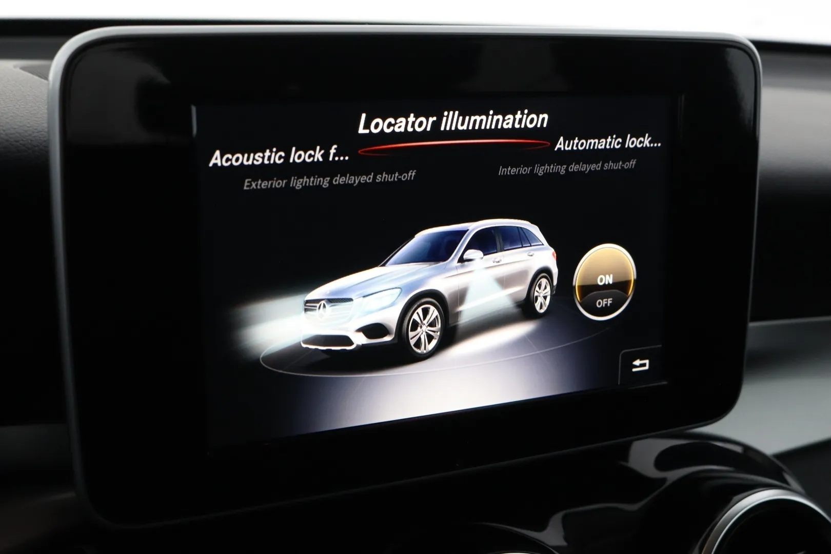 Mercedes-Benz GLC GNE-687 carousel image