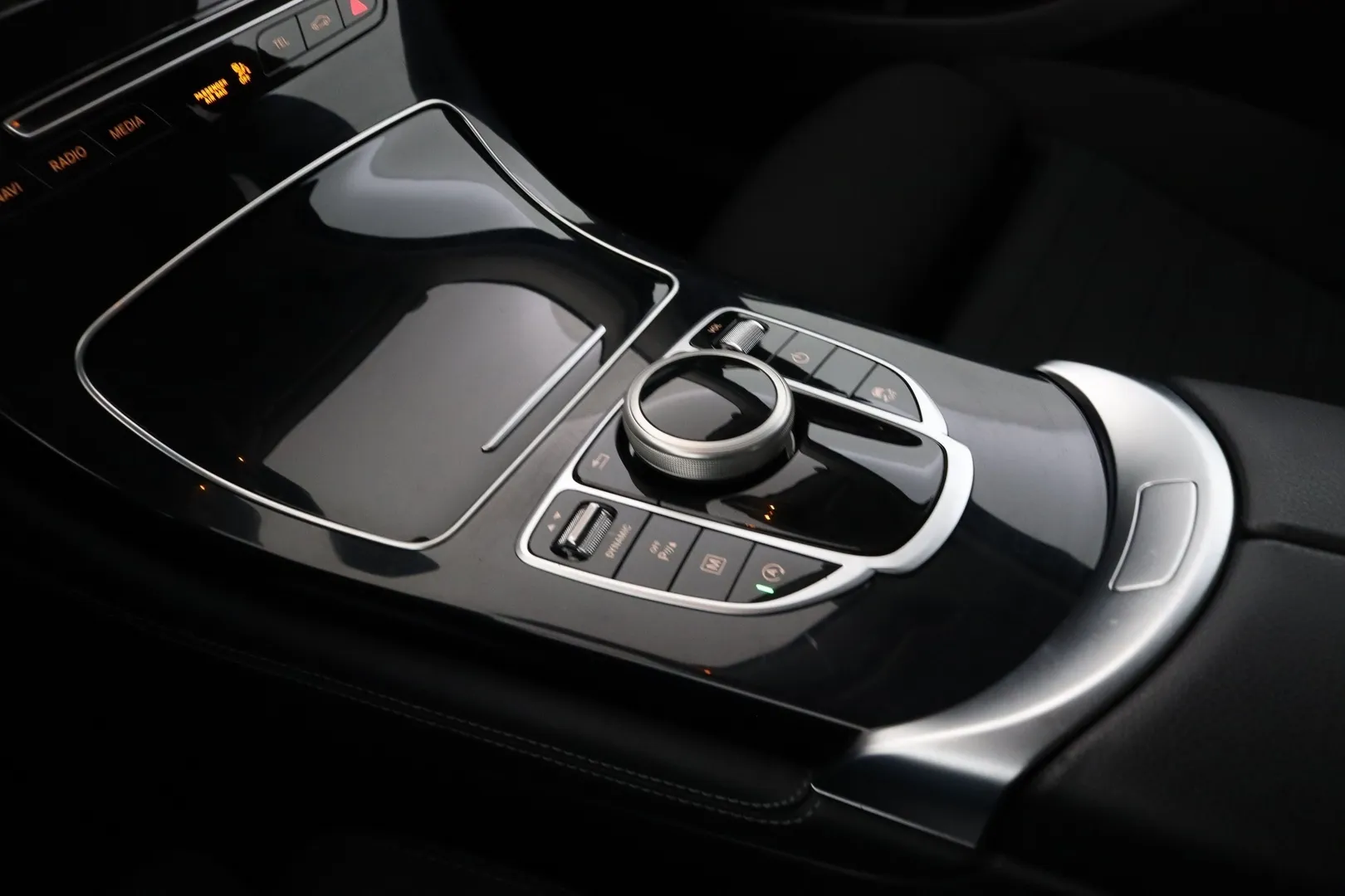 Mercedes-Benz GLC GNE-687 carousel image