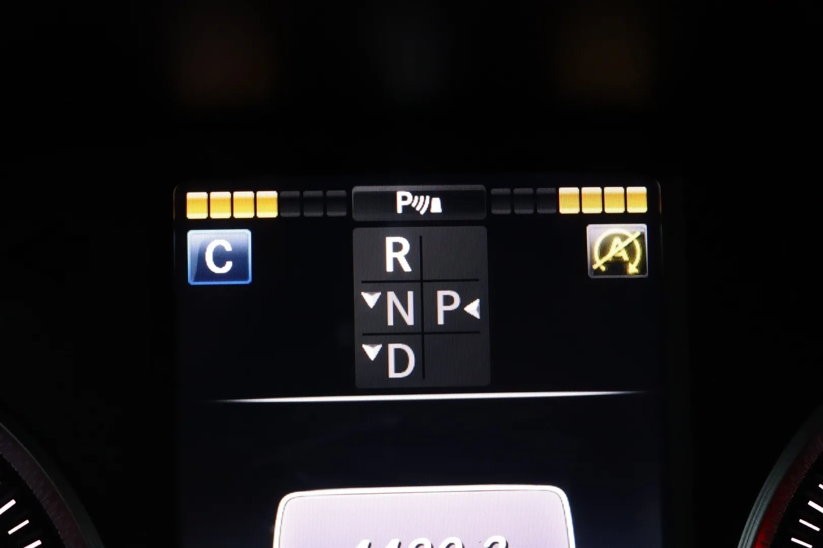 Mercedes-Benz GLC GNE-687 carousel image