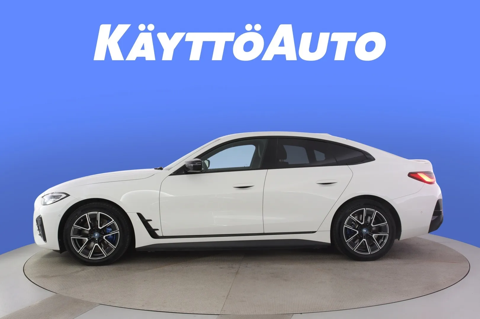 BMW i4 YMA-970 carousel image