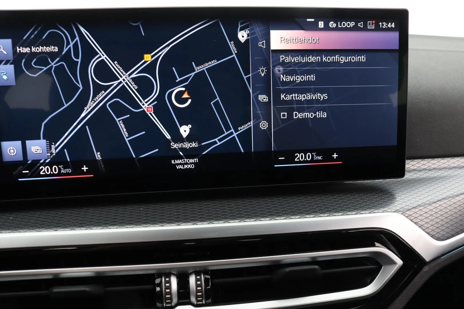 BMW i4 YMA-970 carousel image