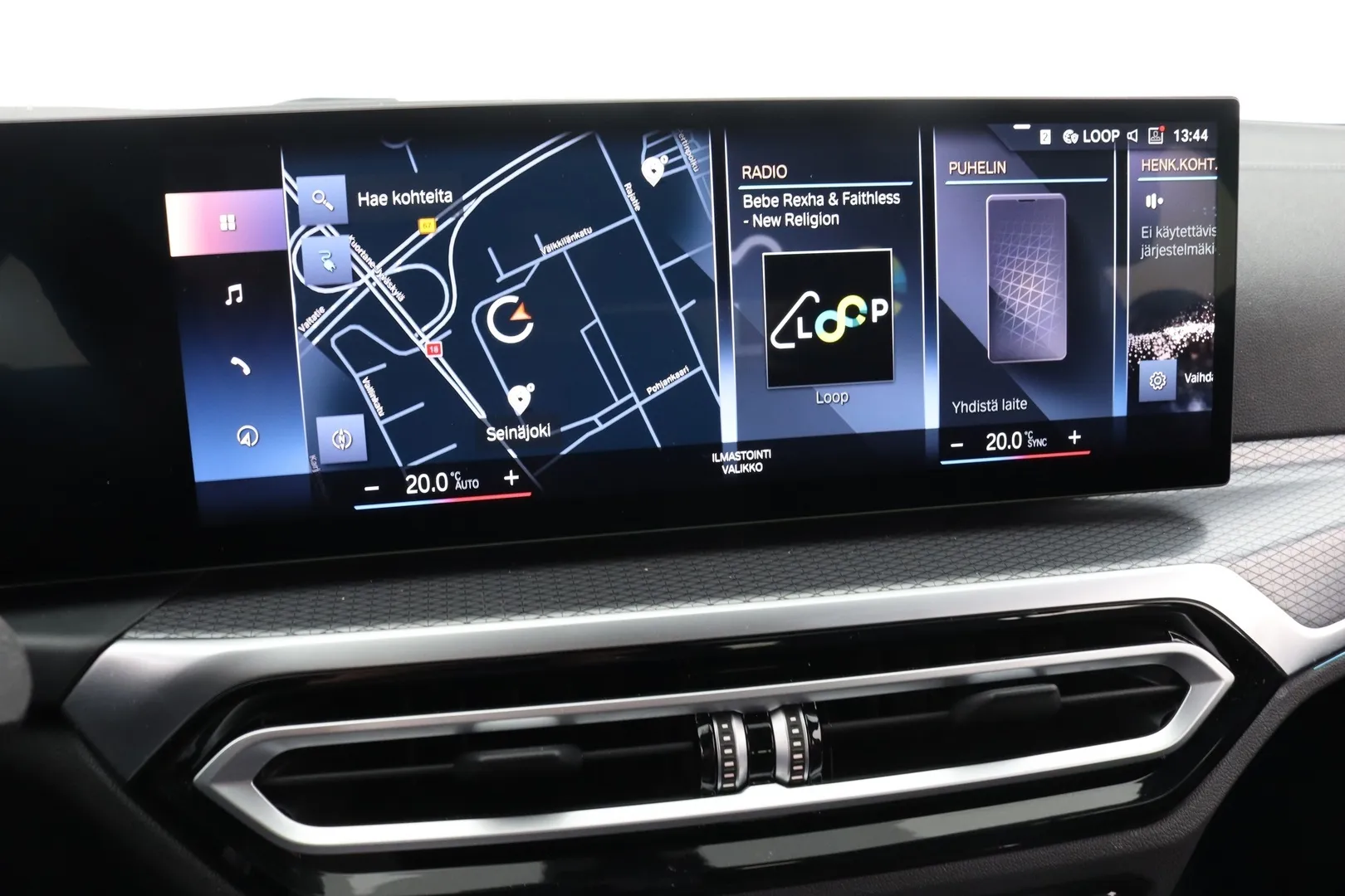 BMW i4 YMA-970 carousel image