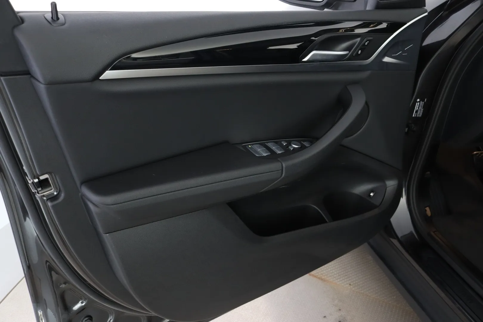 BMW X3 RUX-391 carousel image