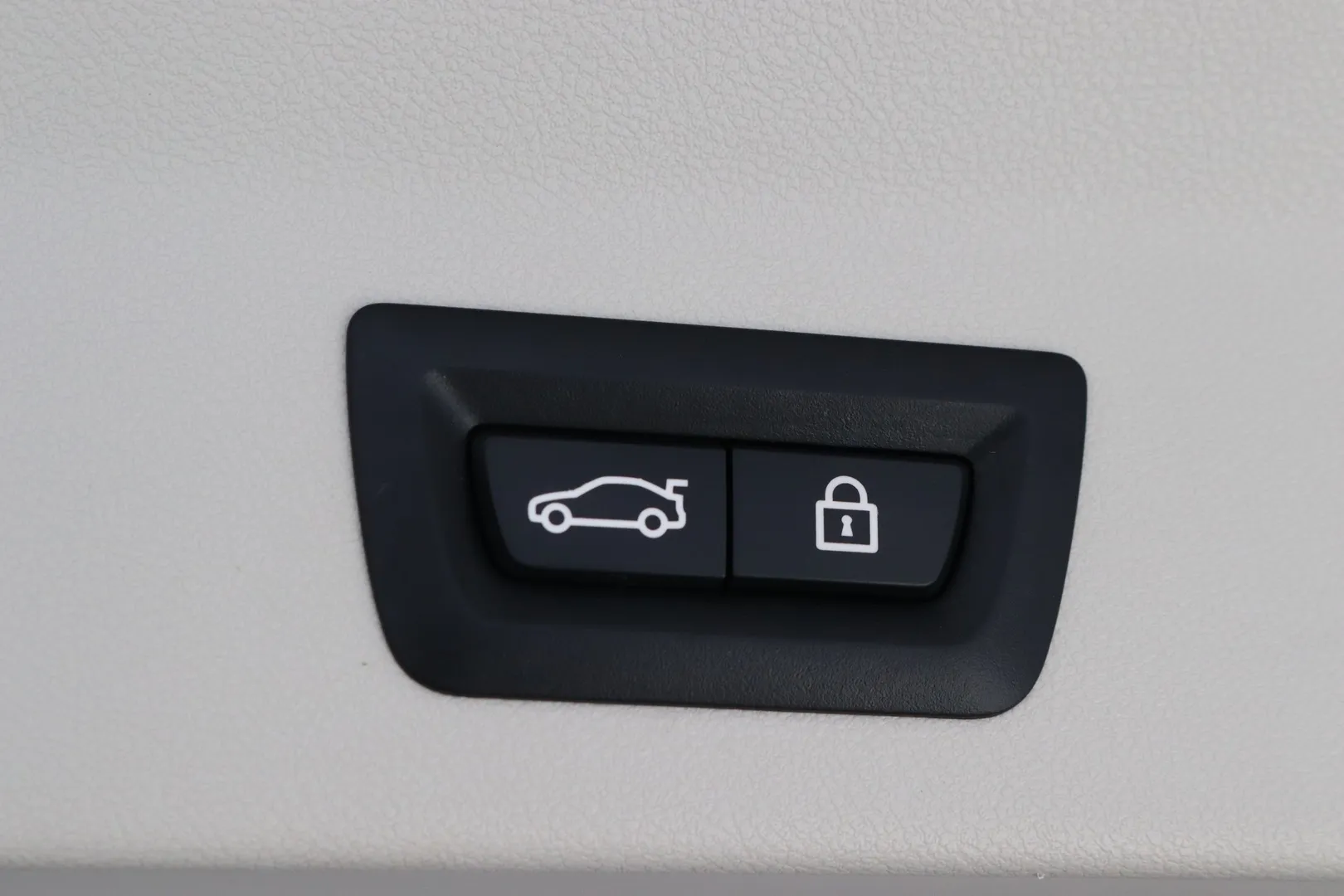 BMW X3 RUX-391 carousel image