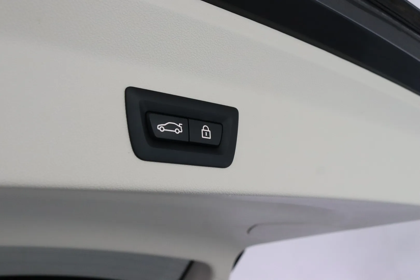 BMW X3 RUX-391 carousel image