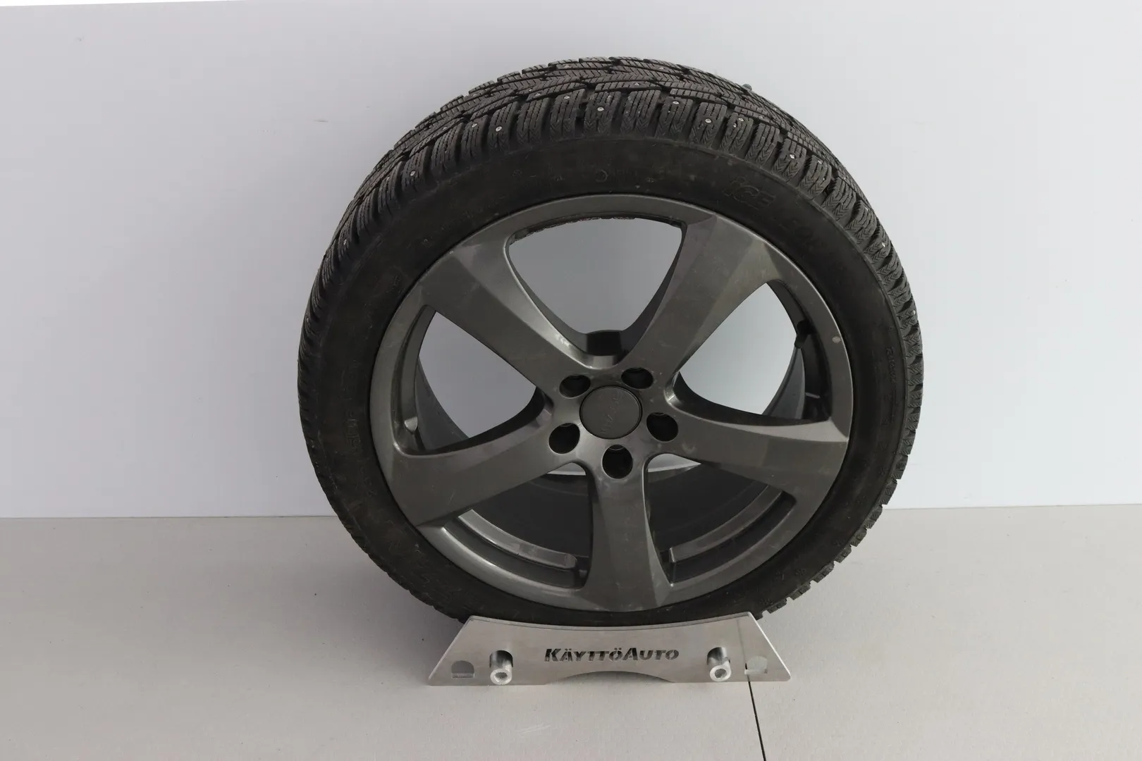 Volvo V60 YLZ-366 carousel image
