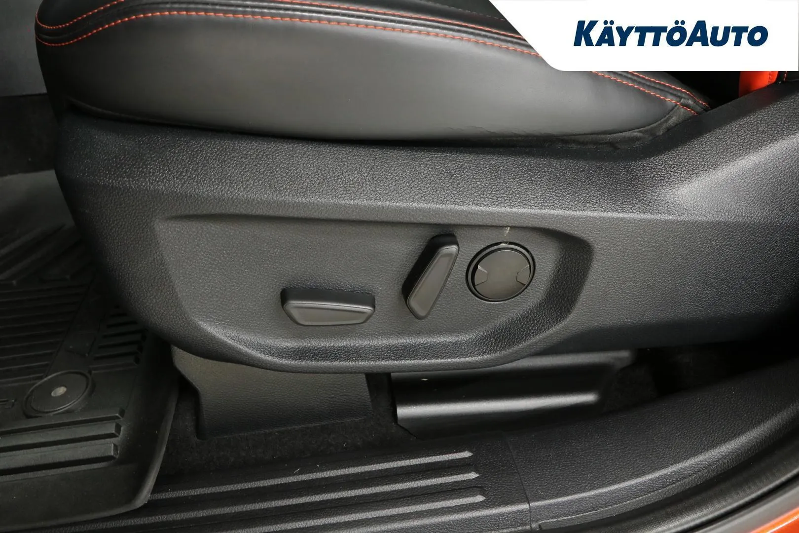 Ford Ranger XRT-972 carousel image