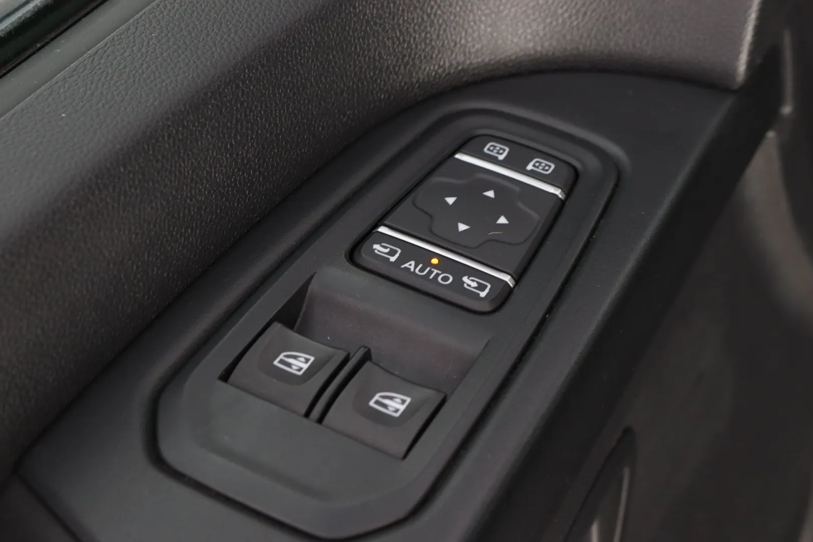 Nissan Primastar FSO-639 carousel image