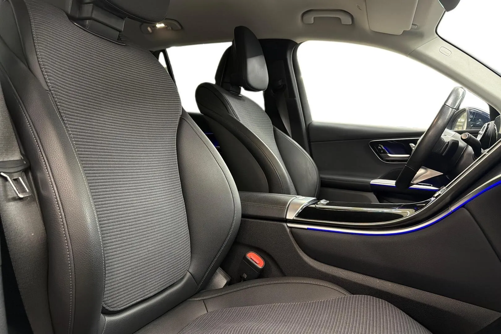 Mercedes-Benz GLC LSK-238 carousel image