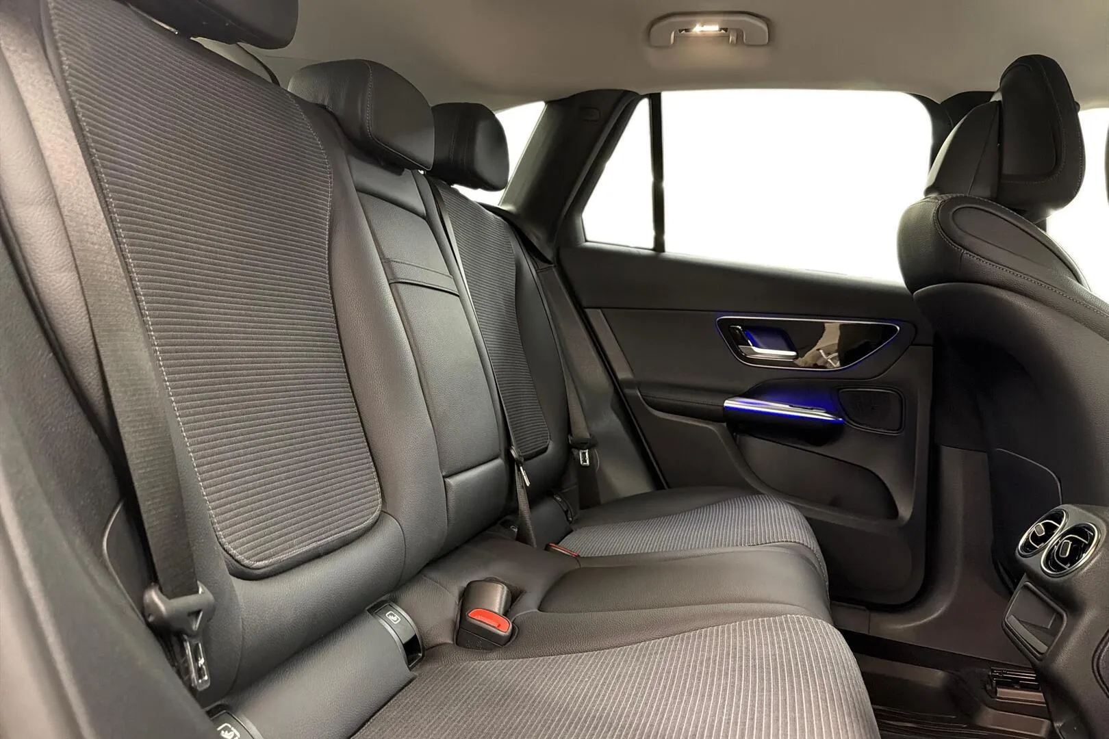 Mercedes-Benz GLC LSK-238 carousel image