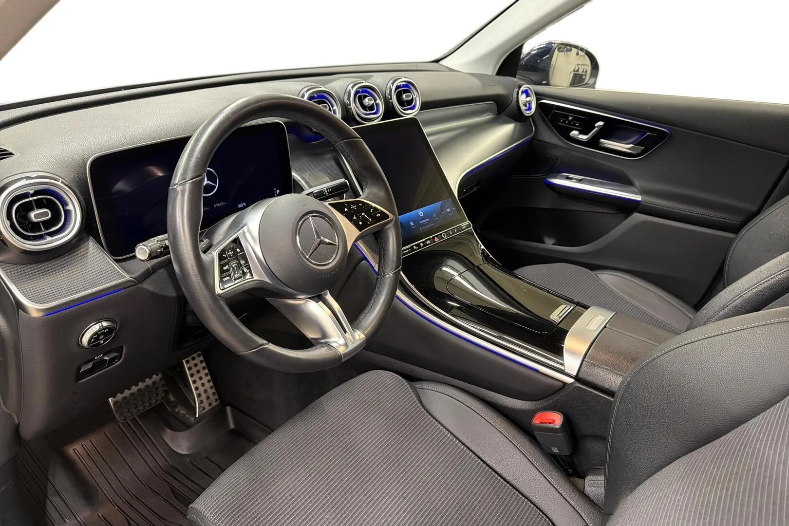Mercedes-Benz GLC LSK-238 carousel image