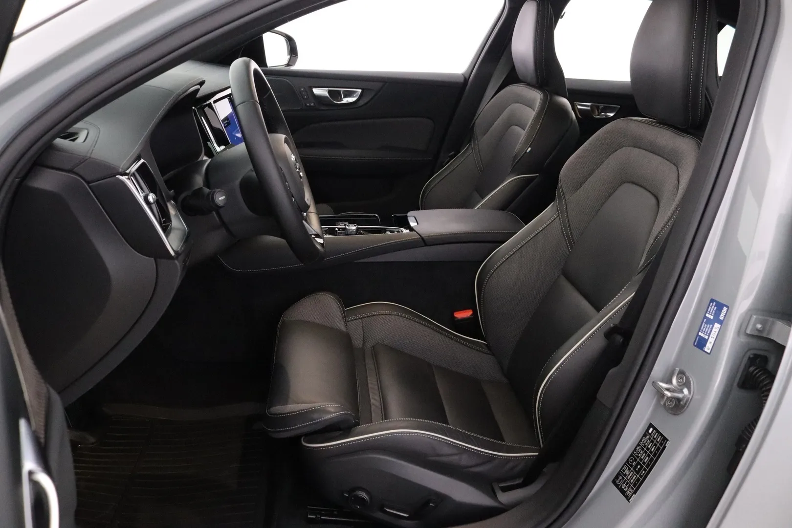 Volvo S60 MPC-242 carousel image