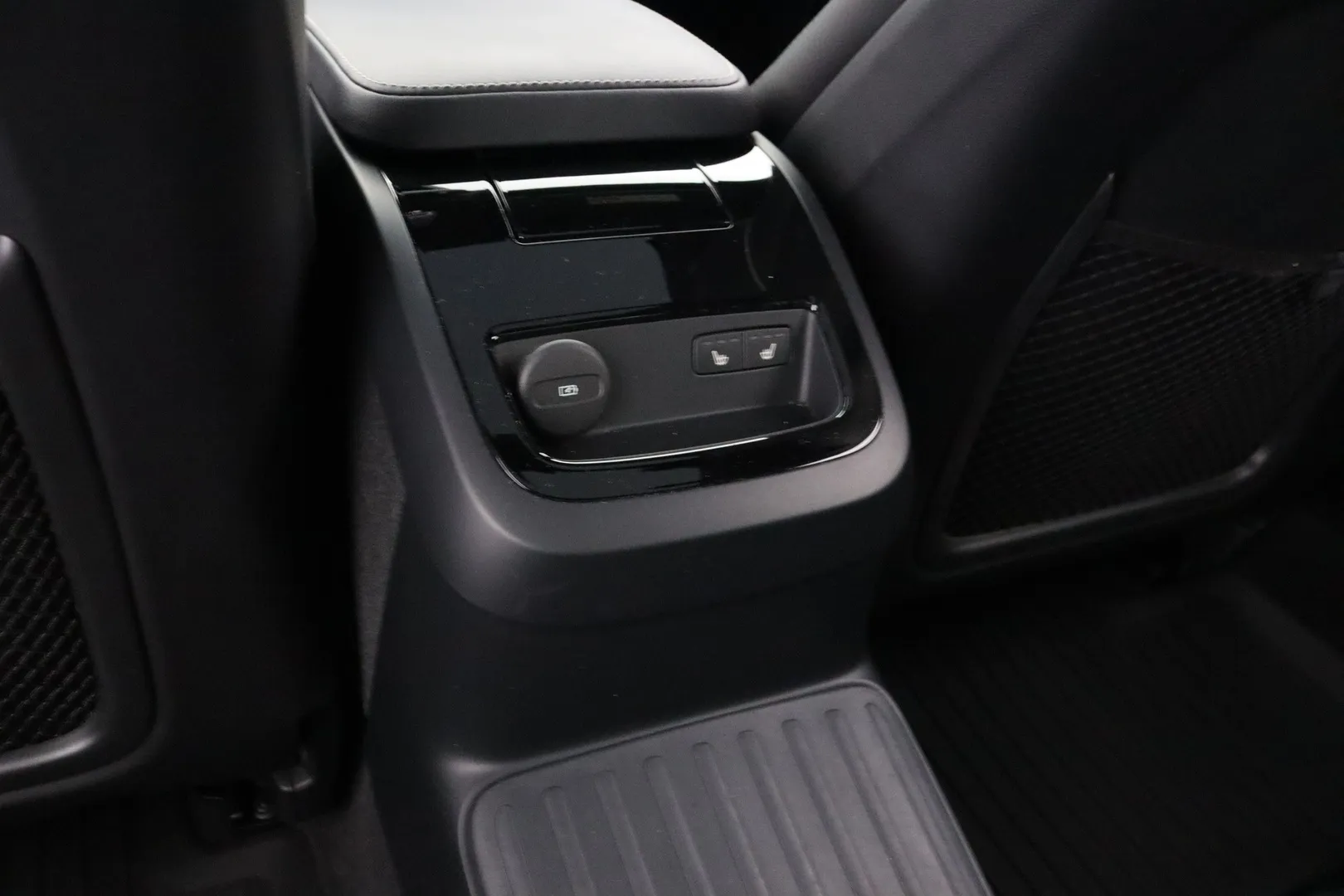 Volvo S60 MPC-242 carousel image