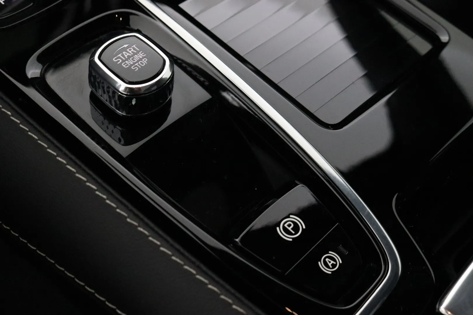 Volvo S60 MPC-242 carousel image