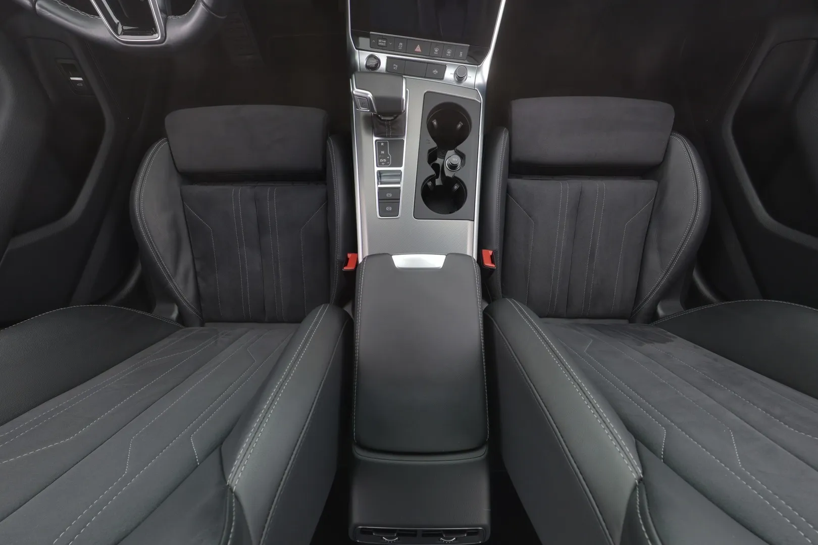Audi A6 XSJ-906 carousel image