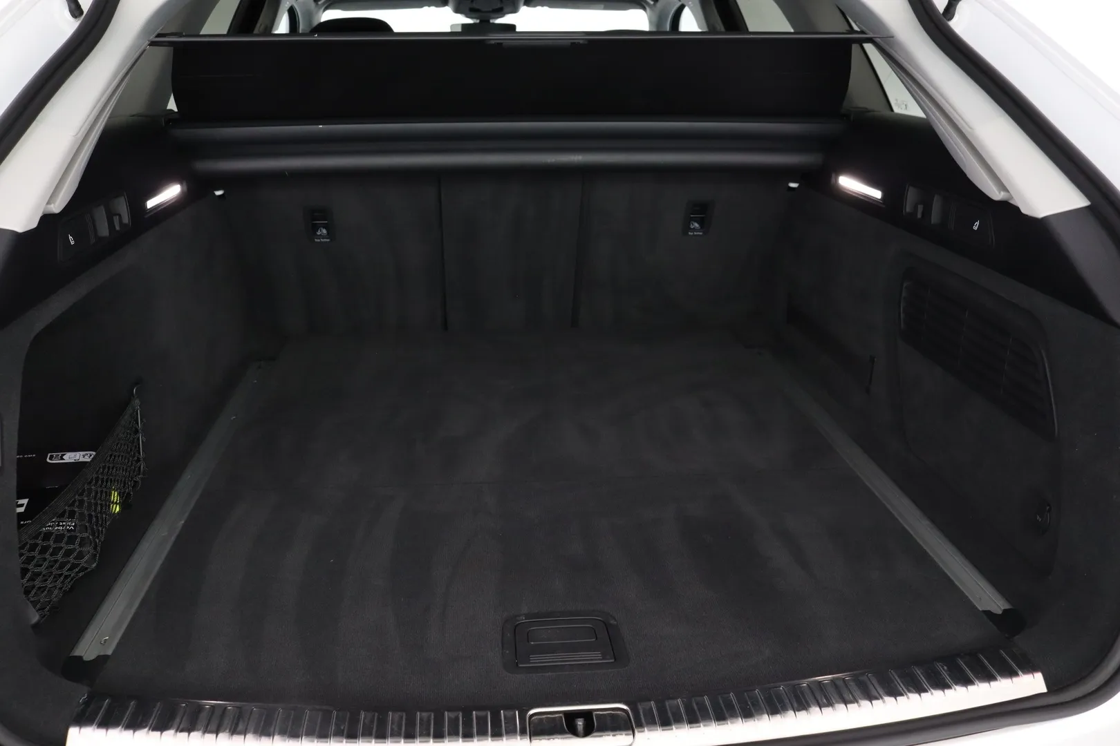 Audi A6 XSJ-906 carousel image